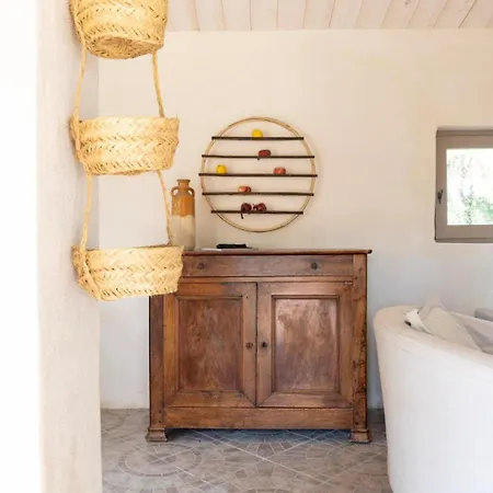 Jolie Maison Au Bord Du Petit Rhone - Le Mazet * Saint-Gilles (Gard)