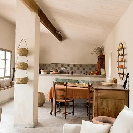 Jolie Maison Au Bord Du Petit Rhone - Le Mazet